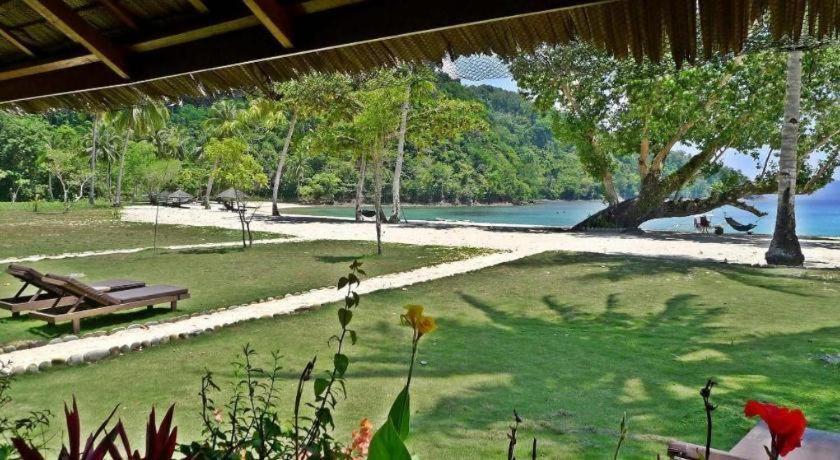 Secret Paradise Resort & Turtle Sanctuary 산 비센테 외부 사진